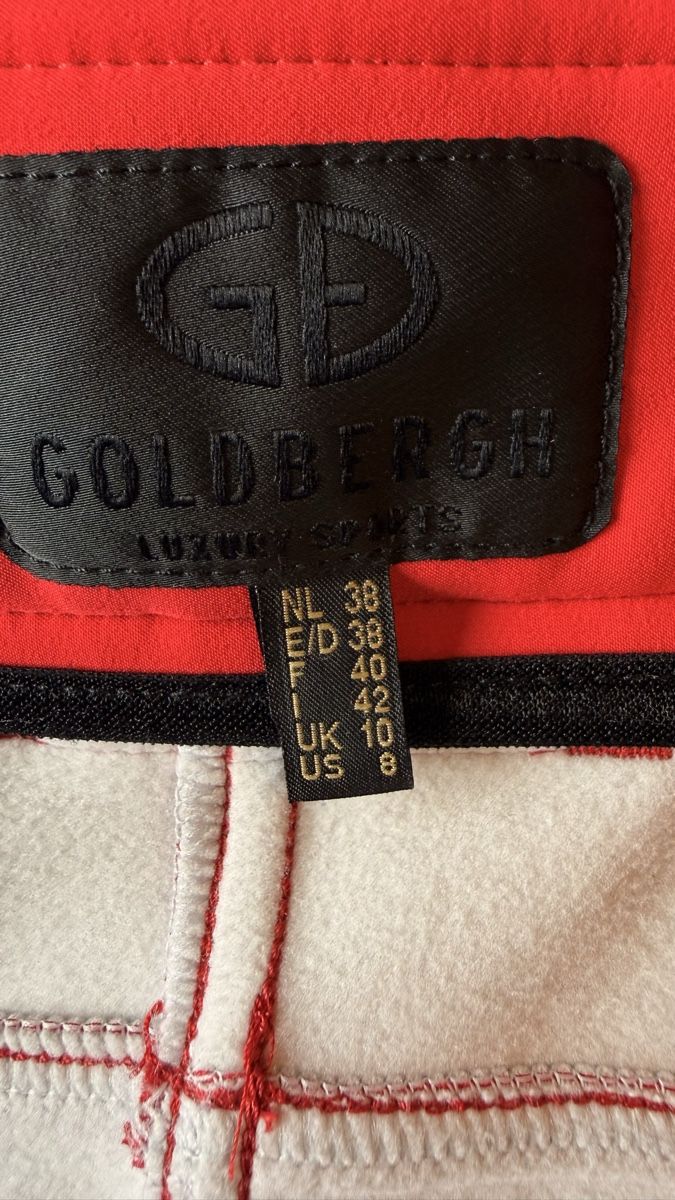 Goldbergh Pantaloni: Goldbergh Rote Skihose ||Größe 38 |! – Nuovo (secondo la descrizione) da Kilchberg ZH venduto da nad_6dwp 8