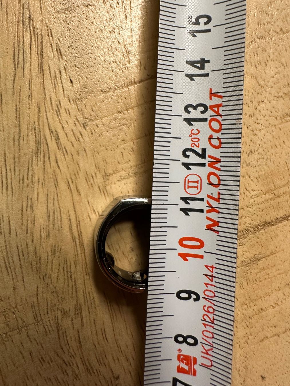 Oura Ringe: Oura Ring 3, Silber, Gr. 6, inkl. Ladegerät – Gebraucht aus Zürich von anyka 6