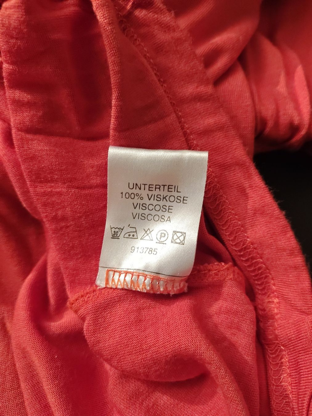 Kleider: Helline Damen Kleid rot  – Gebraucht aus Feldbach von Lizze 7