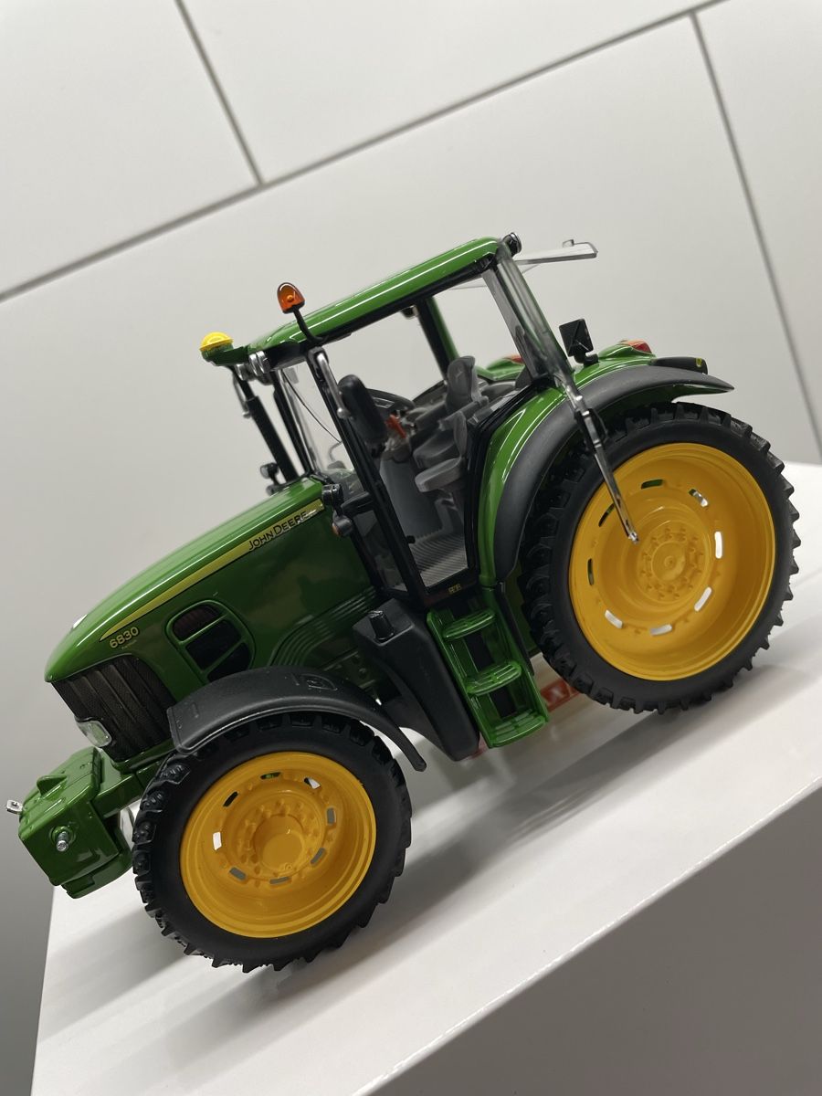 John Deere 6830 Wiking 1:32 Roues culture (Neu und