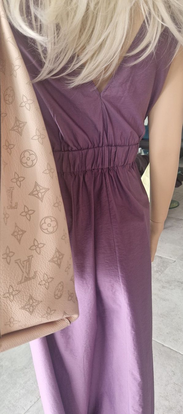 Brunello Cucinelli Vestiti: BRUNELLO CUCINELLI ÄRMELLOSES MAXIKLEID MIT MONILE – Nuovo (secondo la descrizione) da Walchwil venduto da Zovello 5