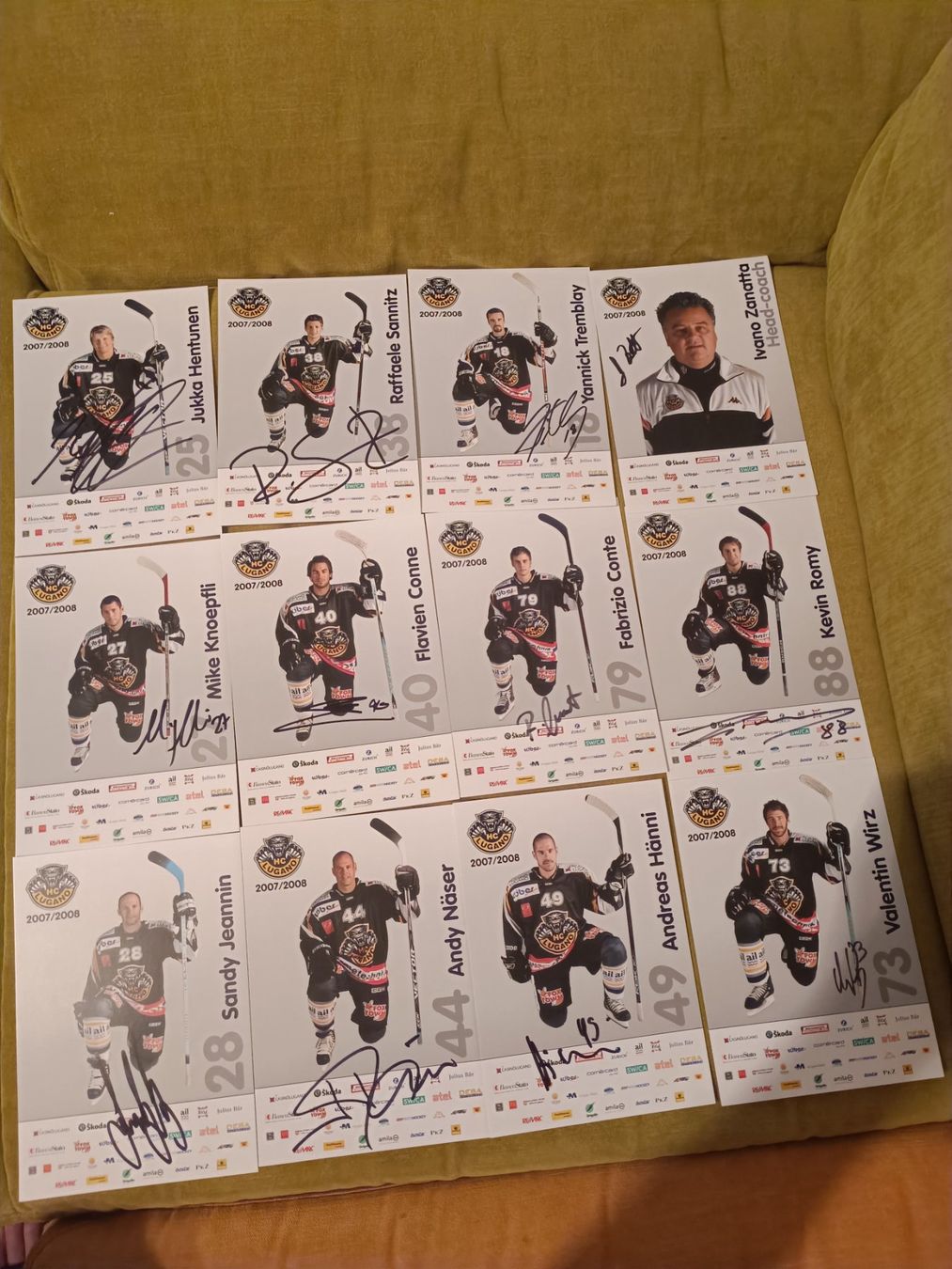 Autografi: 27x HC Lugano 2007/08 - handsignierte A5 Autogrammkarten – Usato da Menziken venduto da Artographs 1