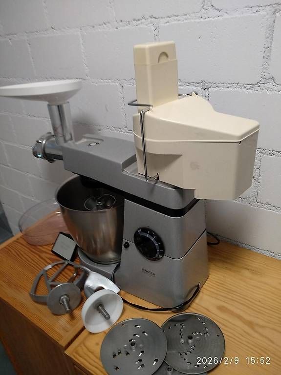 Elettrodomestici da cucina: Kenwood Küchenmaschine – Usato da Bergdietikon venduto da aar_wt95 1