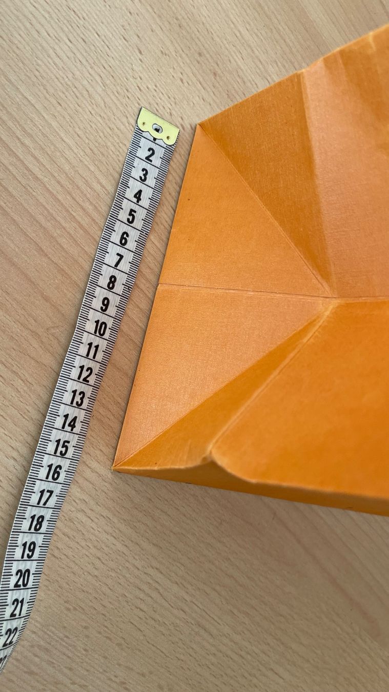 Louis Vuitton Taschen für Damen: Louis Vuitton Box Neu 35/40/15cm Papiertüte – Neu (gemäss Beschreibung) aus Kölliken von Prscoo 4