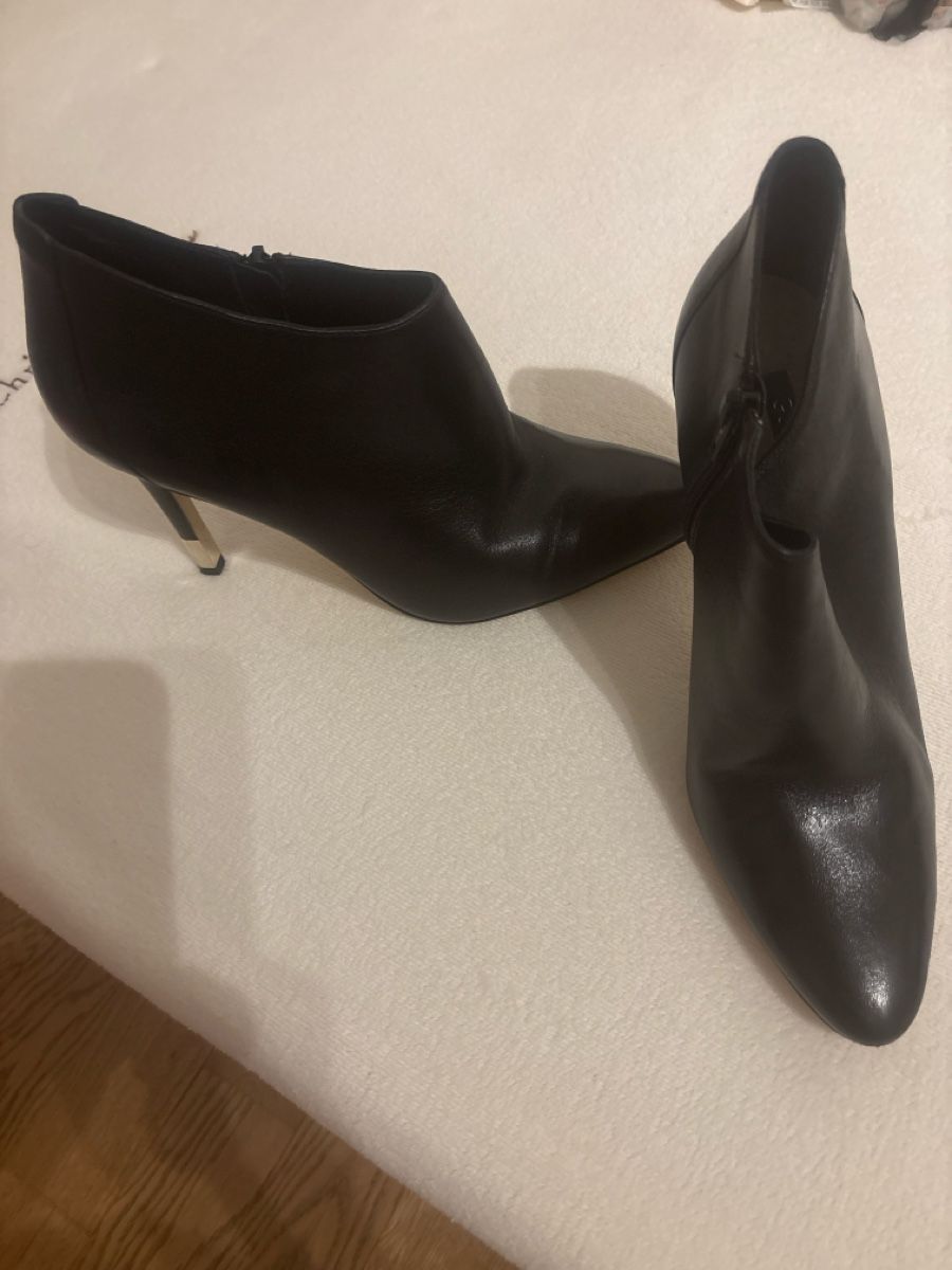 Guess Scarpe da donna: Guess Stiefeletten Gr. 39 – Usato da Feusisberg venduto da LadyLook 2