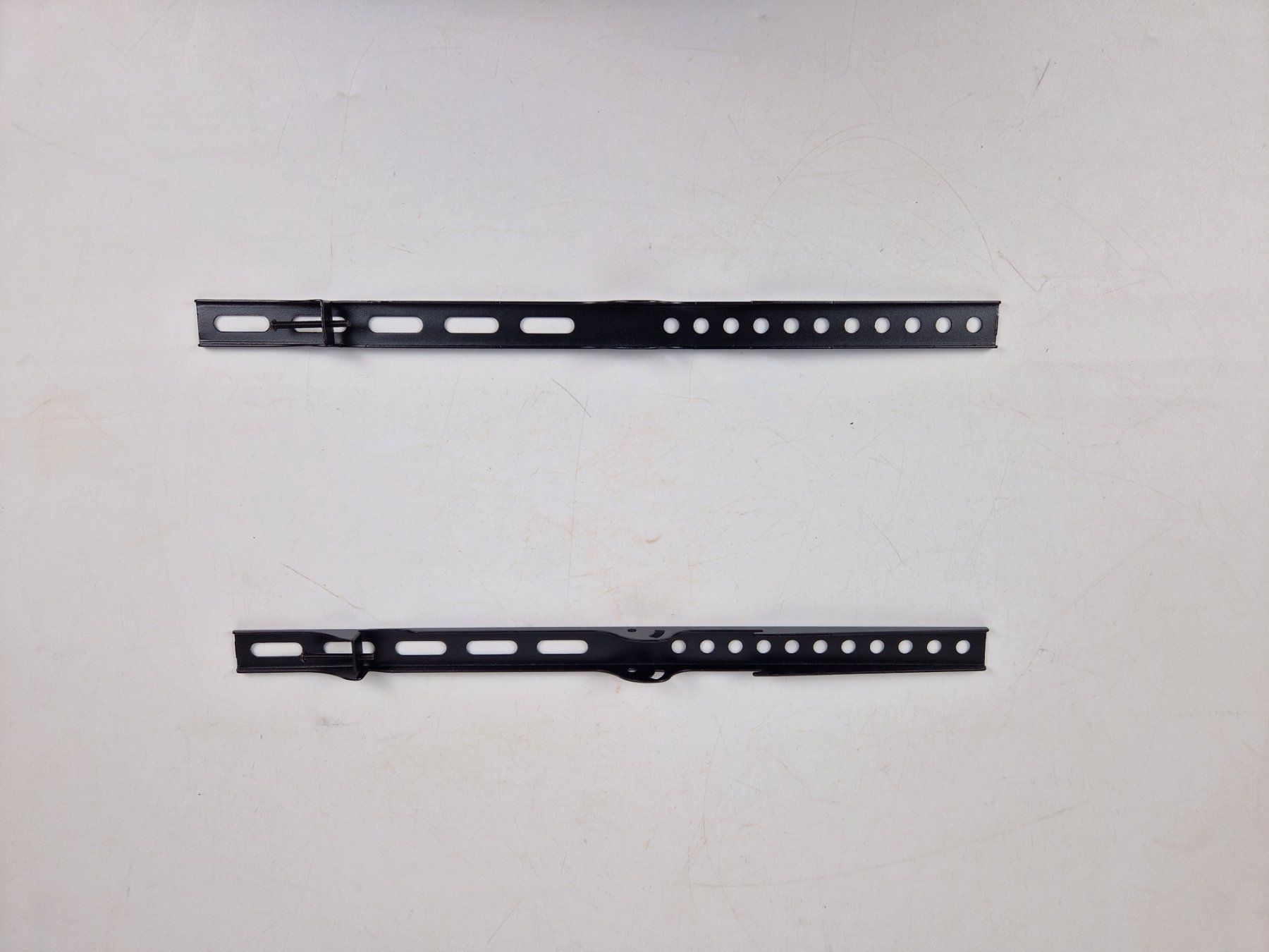 Supporti a parete: ONE FOR ALL Universal TV Wall Mount – Usato da Muhen venduto da Restwert_Muhen 1