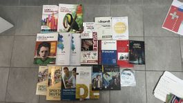 diversi libri liceo/scc
