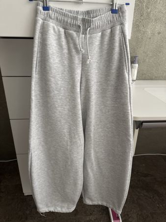 Jogginghose Bershka grau Grösse XS guter Zustand