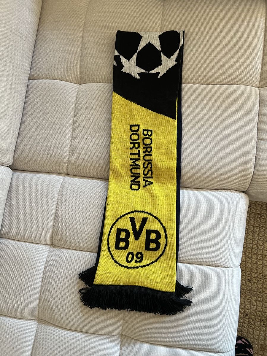 Foulard & Sciarpe: Dortmund Tottenham champions league scarf – Nuovo (secondo la descrizione) da Bern venduto da thi_857v 1
