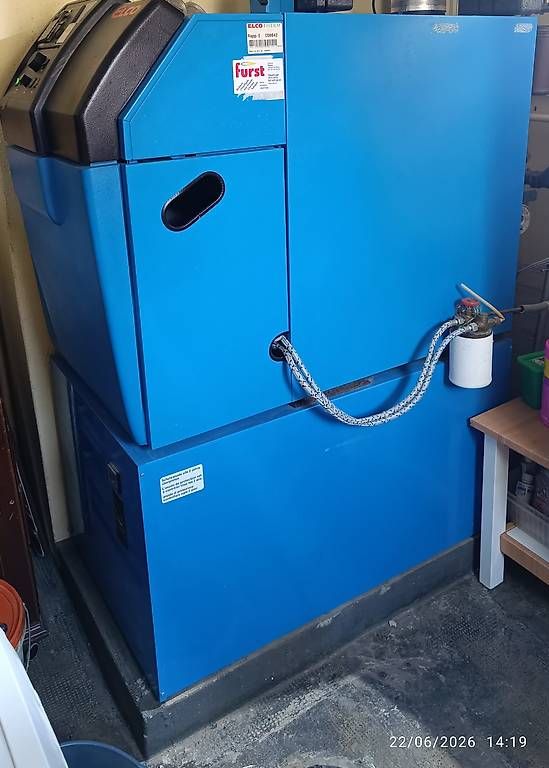 Radiatori: Chaudière à mazout Elco – Usato da Ecublens VD venduto da Tompouce69
