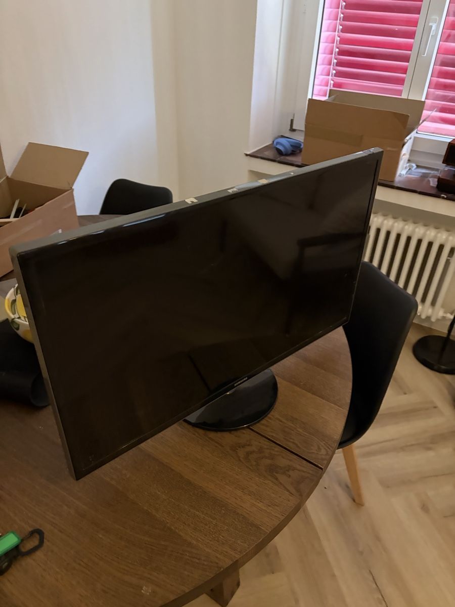 Appareils TV: Fernseher – D'occasion à Birsfelden par gio_x9gh 2