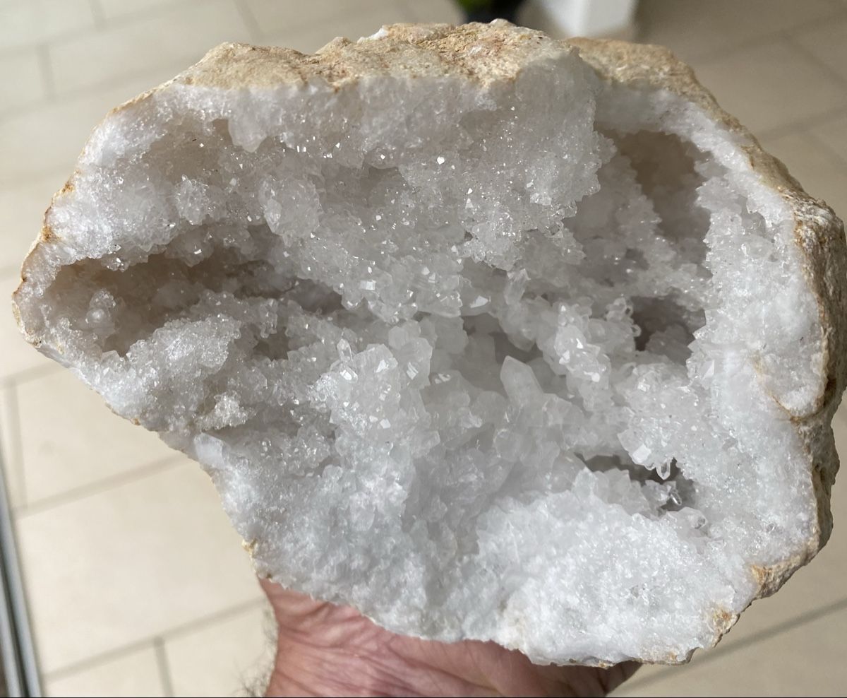 Mineralien & Heilsteine: Top grosse Quarz Geode  – Gebraucht aus Selzach von 321compac 4