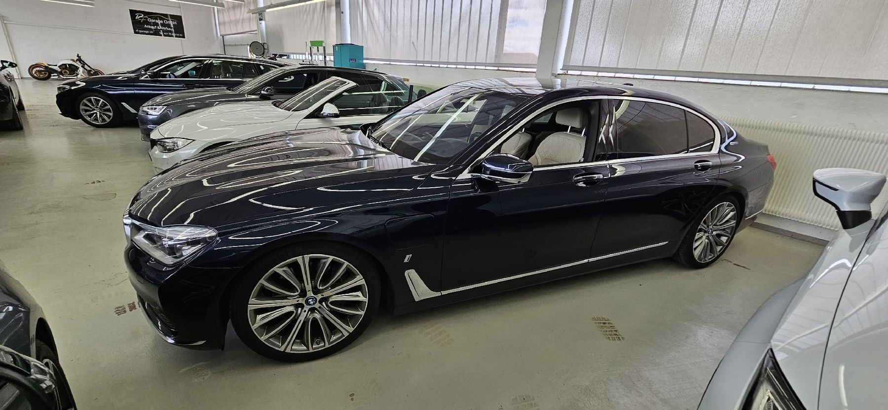BMW Automobili: BMW 740LE Xdrive – Usato da Rougemont venduto da 911__ 6