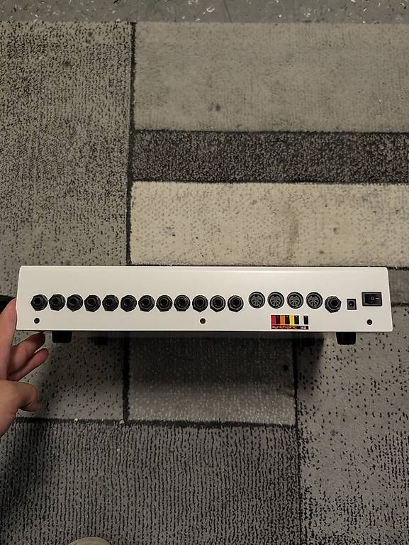 Strumenti musicali: Nava Extra 9 (Roland TR 909 Clone) – Usato da Zürich venduto da Flvr 1