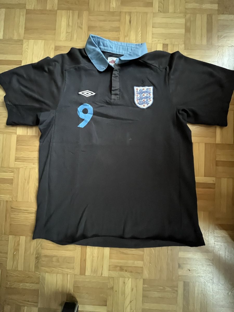 Umbro Canottiere & Pantaloni: Original Carroll England Trikot 2012 L – Usato da Burgdorf venduto da Shirtsy 1