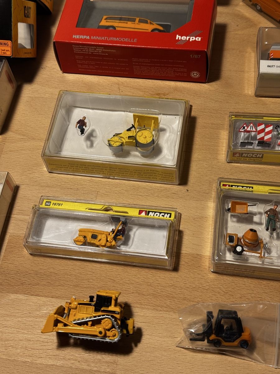 Modellini d'auto: Sammlung Baustellen / Baumaschinen-Modellen, H0 – Nuovo (secondo la descrizione) da Stüsslingen venduto da leo_nzh6 2