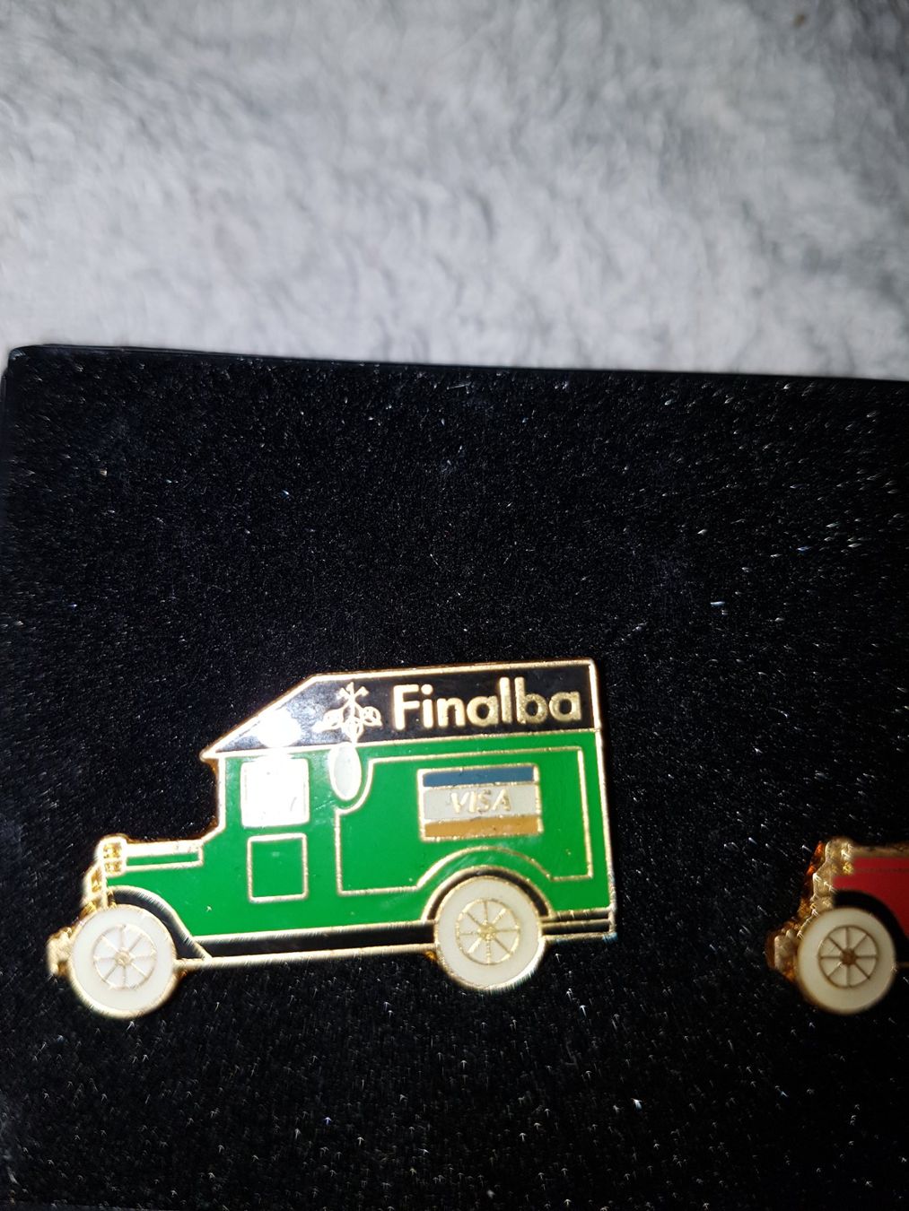 Placchette & Badge: Finalba Visa Auto Pins, 3er Set – Usato da Belp venduto da Guadalupe84 3
