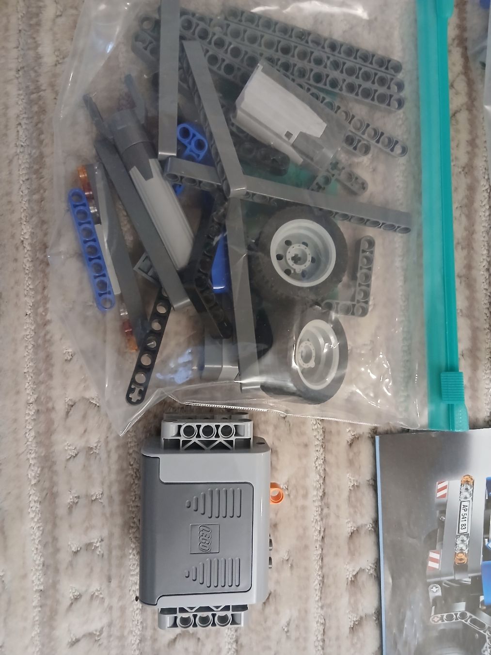 Lego Spielzeuge: Lego Technik 8052 – Gebraucht aus Rapperswil SG von cosiba01 3