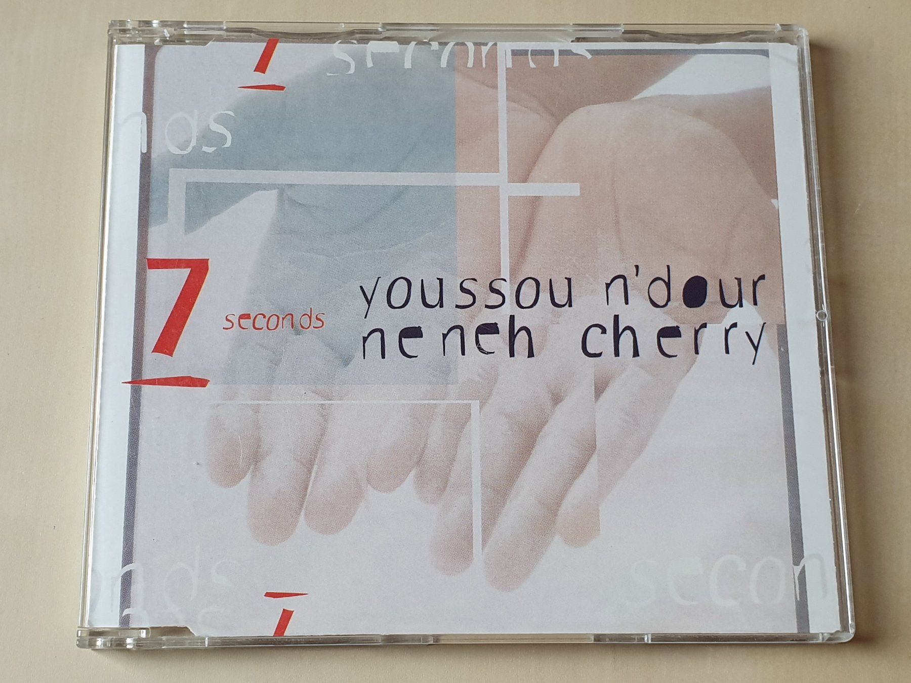 CD: Youssou n'Dour & Neneh Cherry 7 Seconds – Usato da Stansstad venduto da collectorsshop