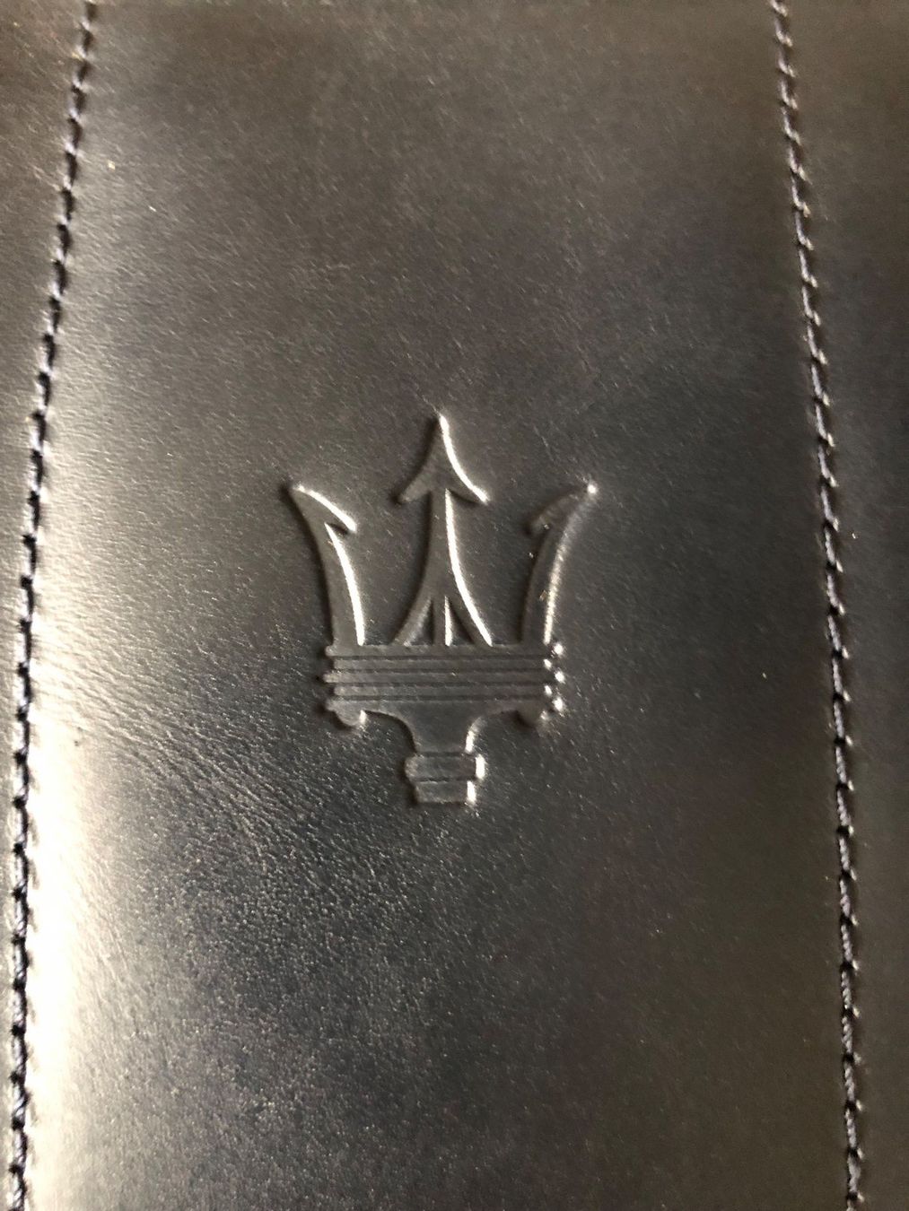 Kosmetikkoffer: NEUES Maserati Leder-Necessaire - Geschenk? – Neu (gemäss Beschreibung) aus Oberweningen von Gerini 3
