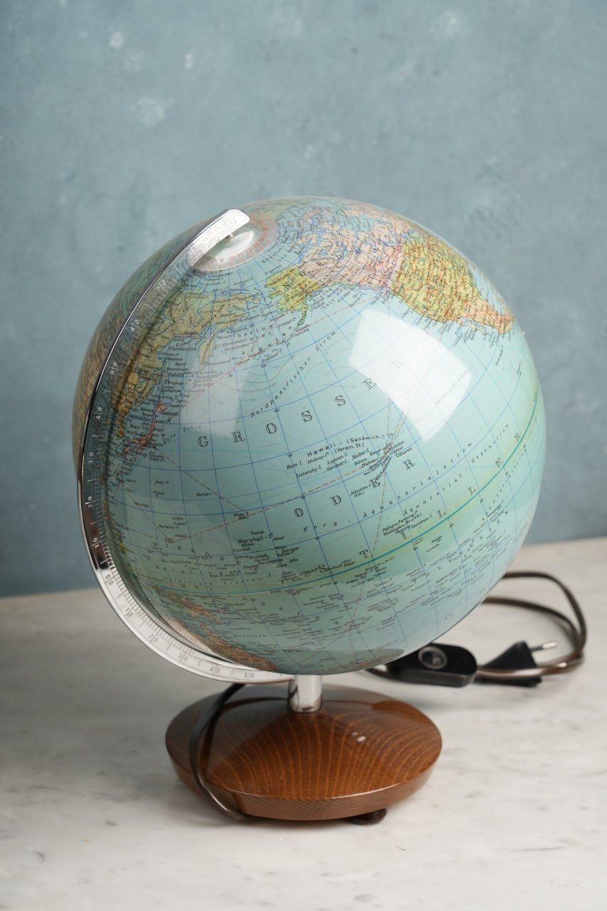 Lampade: Vintage Globus Weltkugel ,Lampe – Usato da Neuhausen am Rheinfall venduto da Tired_Sailor1984