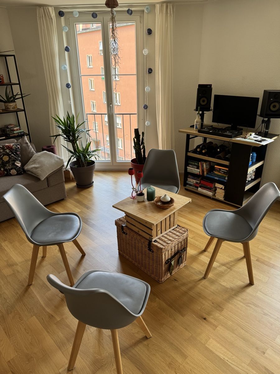 Sedie: Four nice chairs – Usato da Zürich venduto da kar_ns55