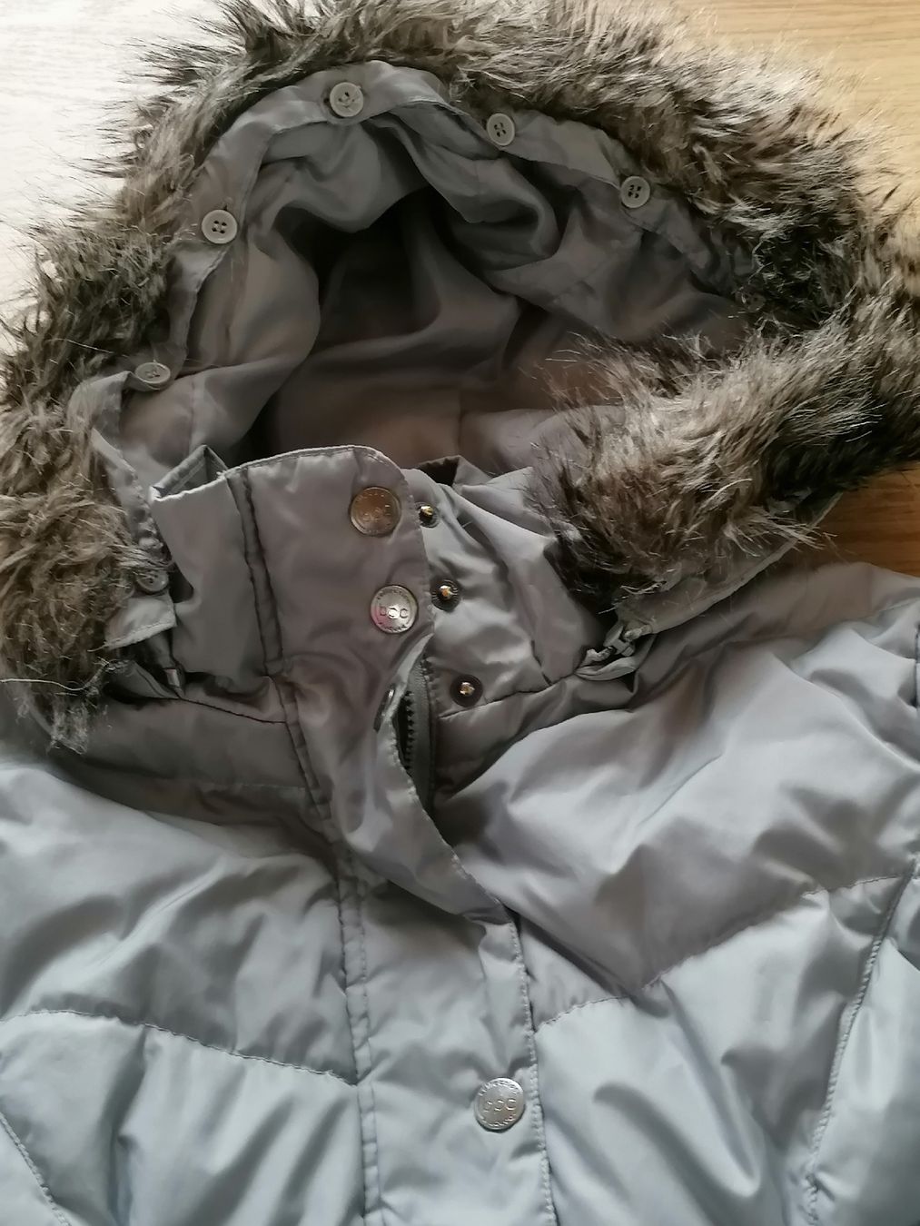 Cappotti: Veste doudoune à capuche – Usato da Montcherand venduto da petiteoune75 1