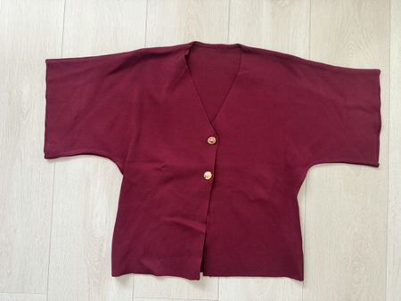 Damen Strickjacke weinrot kurze Ärmel neuer Zustand
