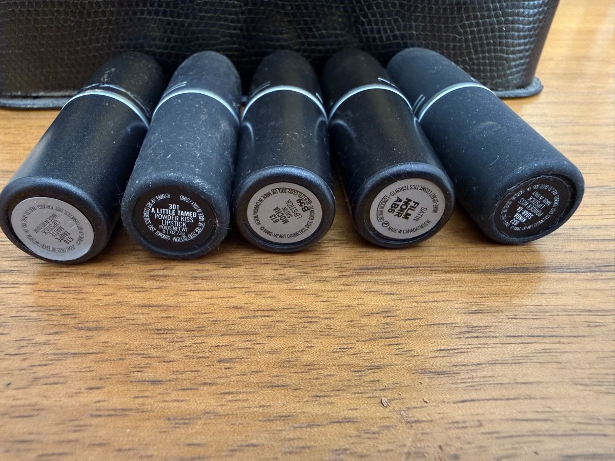 Mac Cosmetics Make-up: MAC Lippenstifte – Usato da Zürich venduto da pinish 1