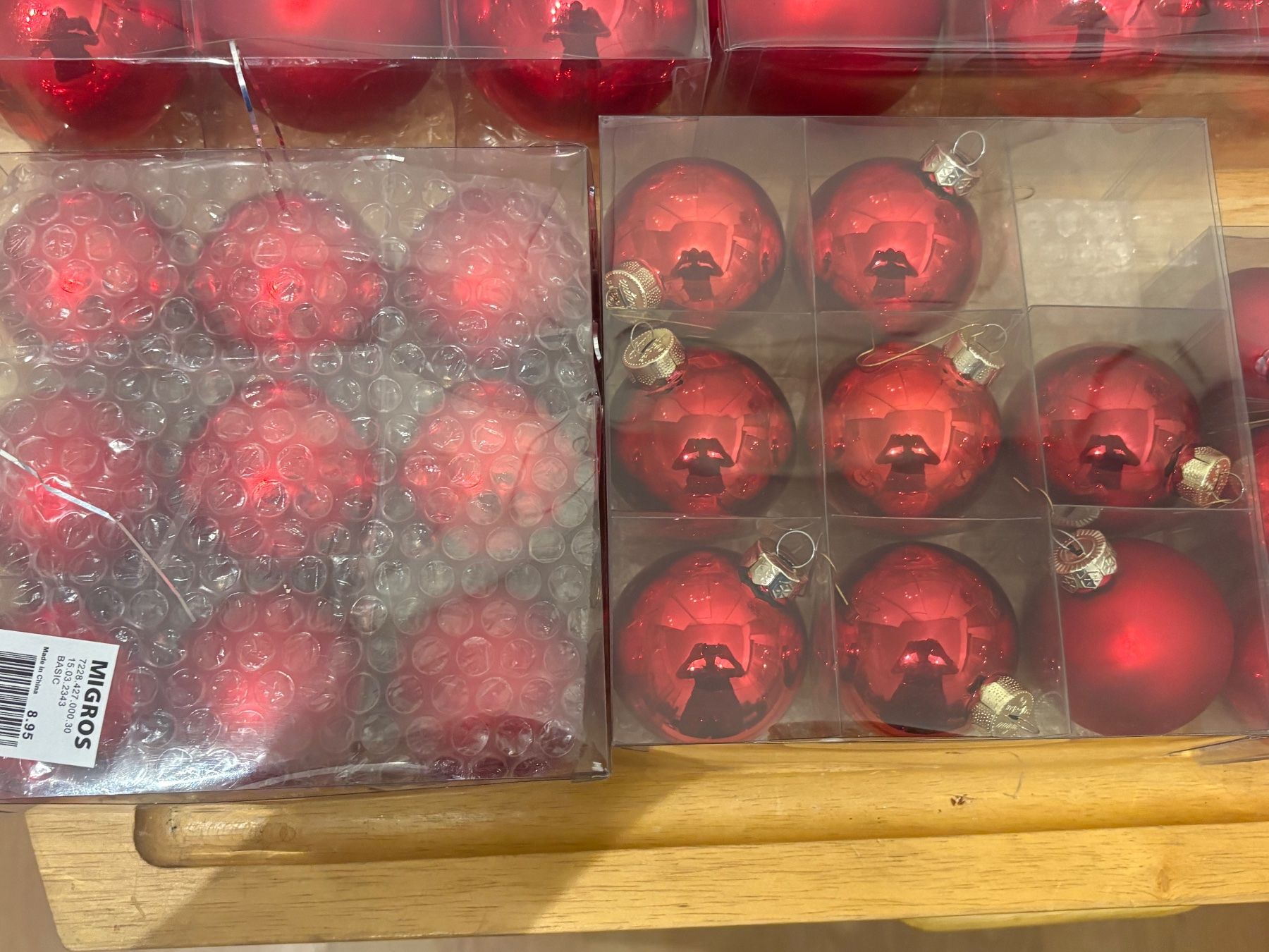 Tutte le decorazioni: Weihnachtskugeln rot gemischt guter Zustand – Usato da Frick venduto da Rukki 2