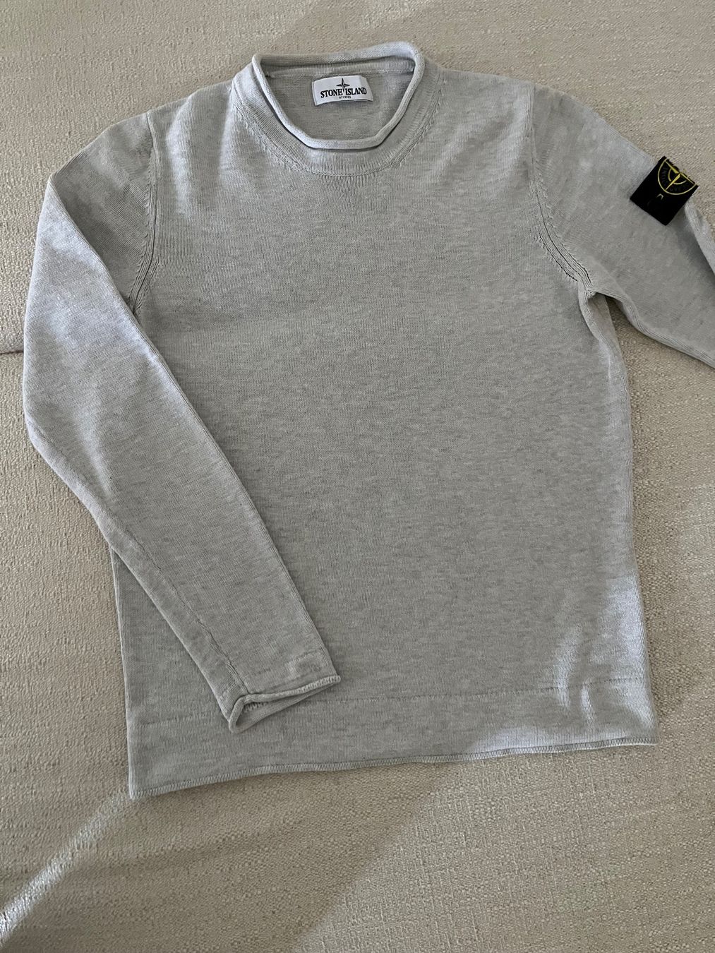 Stone Island Pullover & Sweatshirts: Stone Island Pullover hellgrau Grösse XL – Gebraucht aus Baar von sim_5d6l