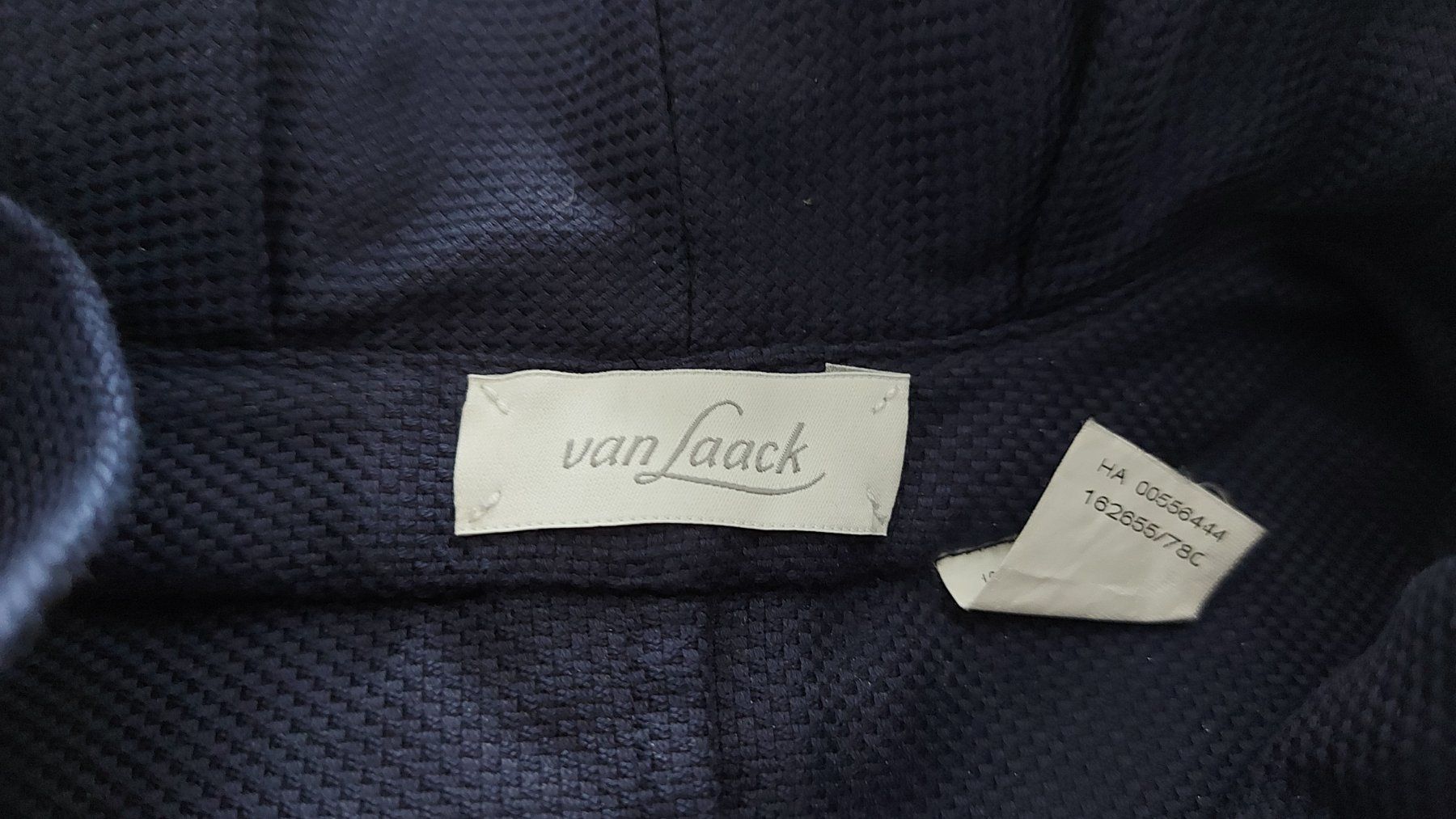 Blusen: Elegante Damenbluse dunkelblau VAN LACK – Gebraucht aus Nebikon von Draga25 5