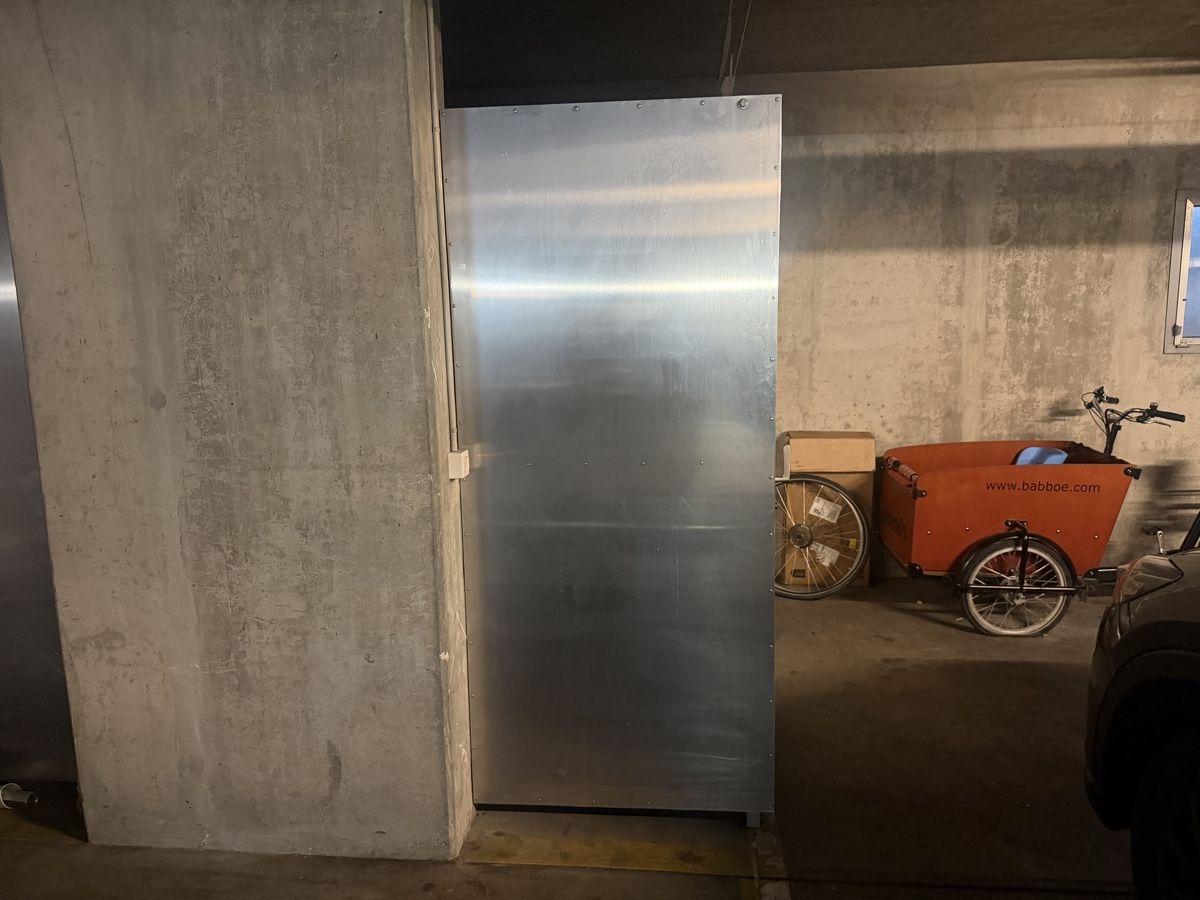 Porte: Plaque avec armature  – Usato da Brügg BE venduto da traindenuit 1