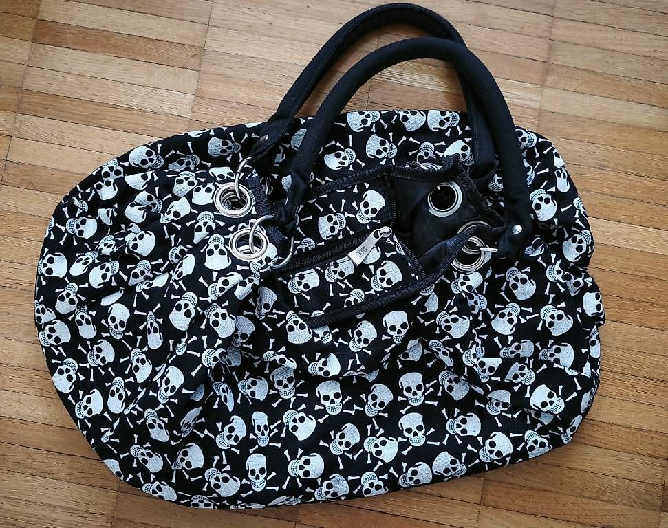 Sacs femmes: Skull Tasche ... – D'occasion à Roggwil TG par sunbug
