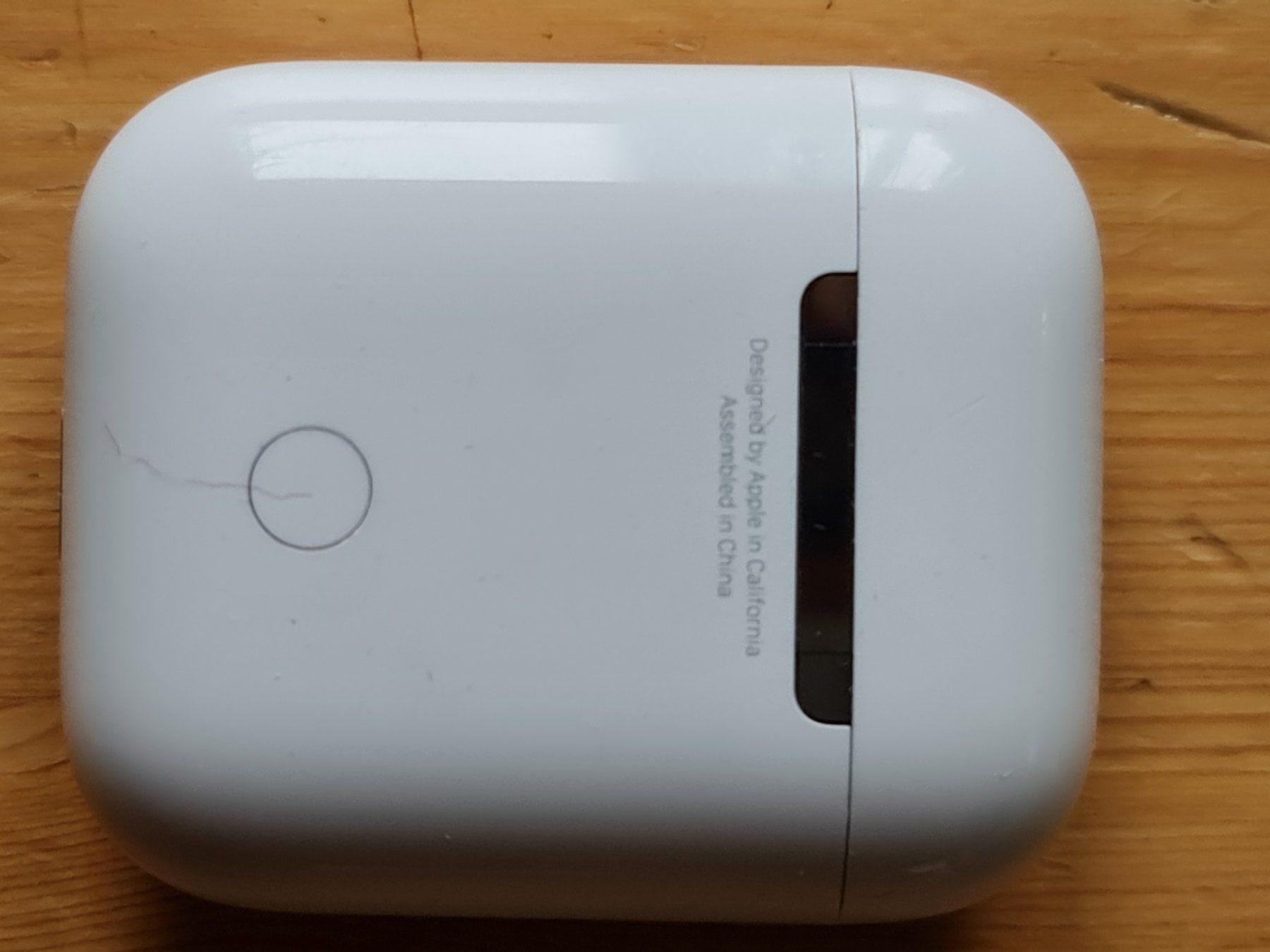 Apple Caricabatterie: APPLE Airpods A1602 Charging Case – Usato da Winterthur venduto da Hai6 1