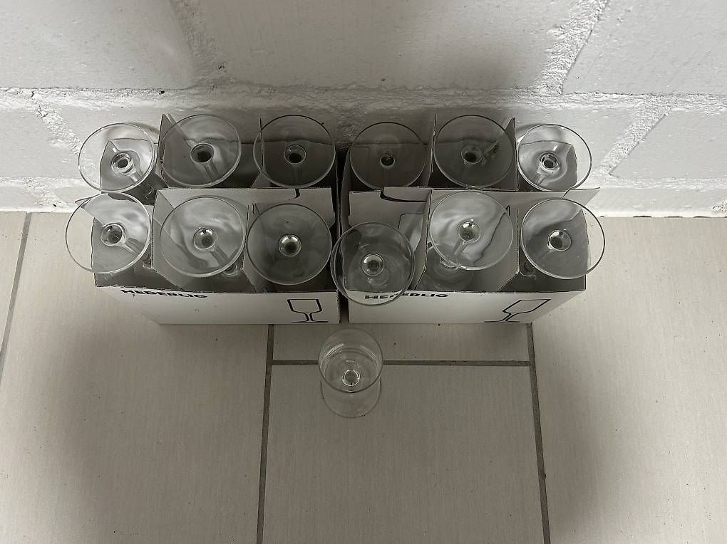 Ikea Bicchieri: IKEA HEDERLIG Sektgläser / Champagnergläser – Usato da Bachs venduto da jok_8p6r 1