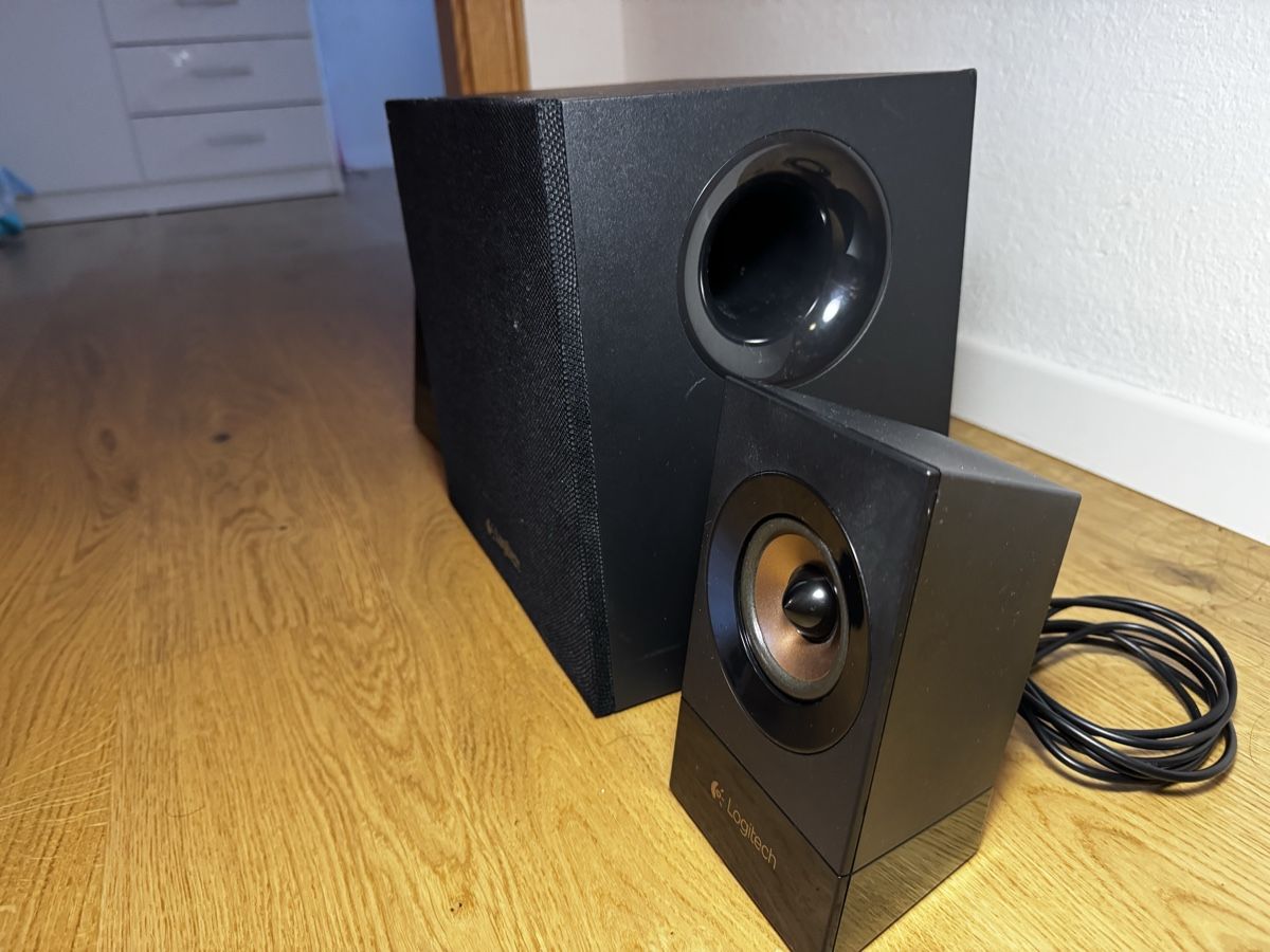 Logitech Casse acustiche: Logitech Z533 Soundsystem 2.1 - Hervorragender Klang! – Usato da Derendingen venduto da Ninten.do 1