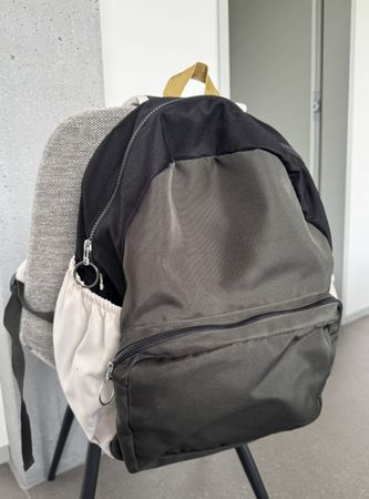 Liewood school backpack in olive green (from 6-10 y.old)