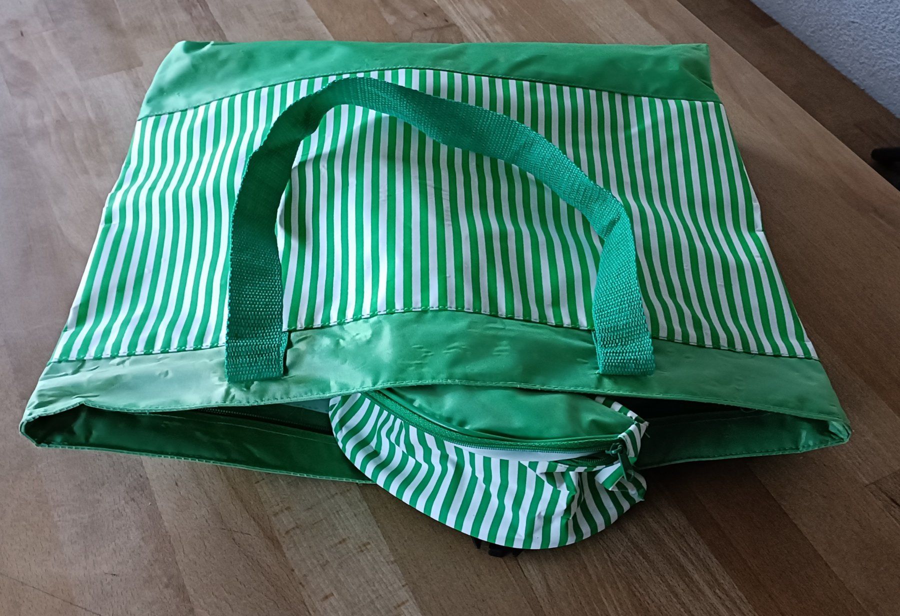 Borse: Tasche, Badetasche – Usato da Däniken SO venduto da thumbnail 1