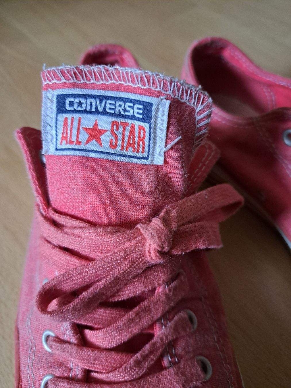 Converse Scarpe da donna: Converse All Star Turnschuhe Gr. 37.5 – Usato da Luzern venduto da Mischabell 1