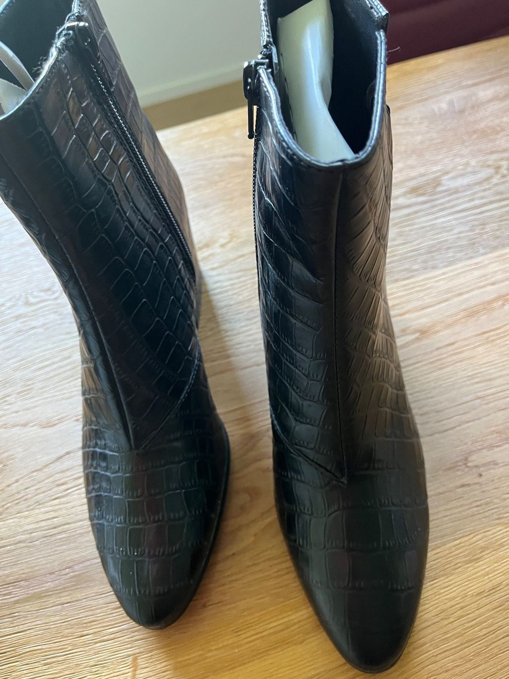 Scarpe da donna: Stiefelette /// 38 – Nuovo (secondo la descrizione) da Brittnau venduto da Zofigerin