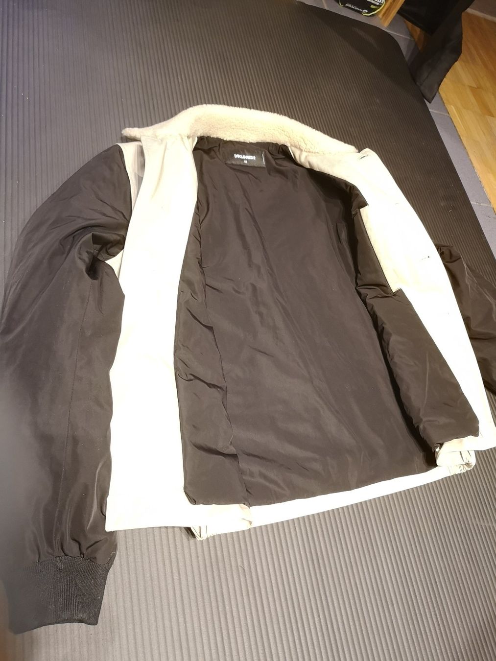 Dsquared2 Giacche: DSQUARED2 Bomberjacke Gr. L / bomberjacket sz. L – Nuovo (secondo la descrizione) da Zürich venduto da rgoller 4