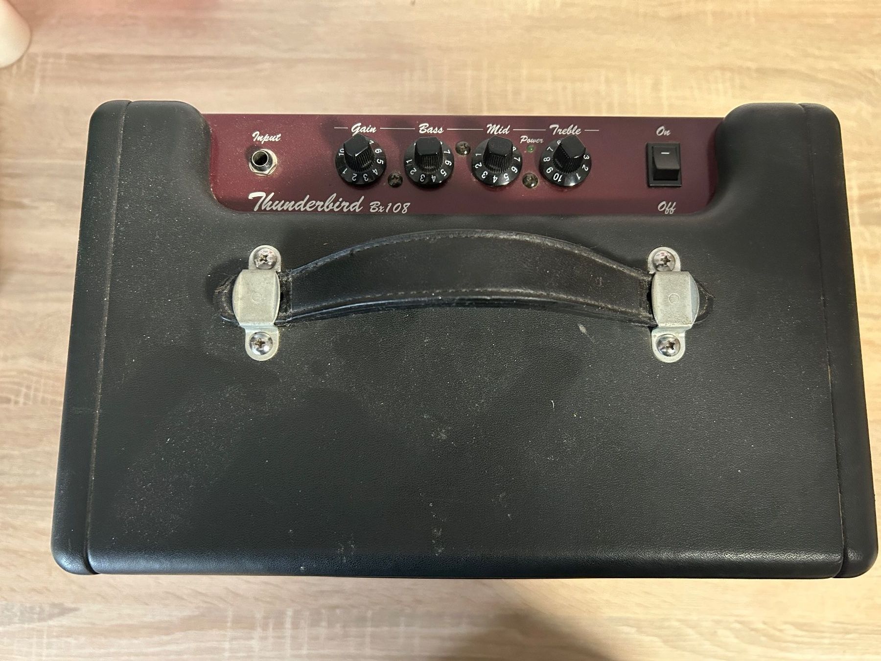 Behringer Amplificatori: Behringer Thunderbird BX108 Bassverstärker gebraucht – Difettoso da Gasel venduto da doctor_doak 4
