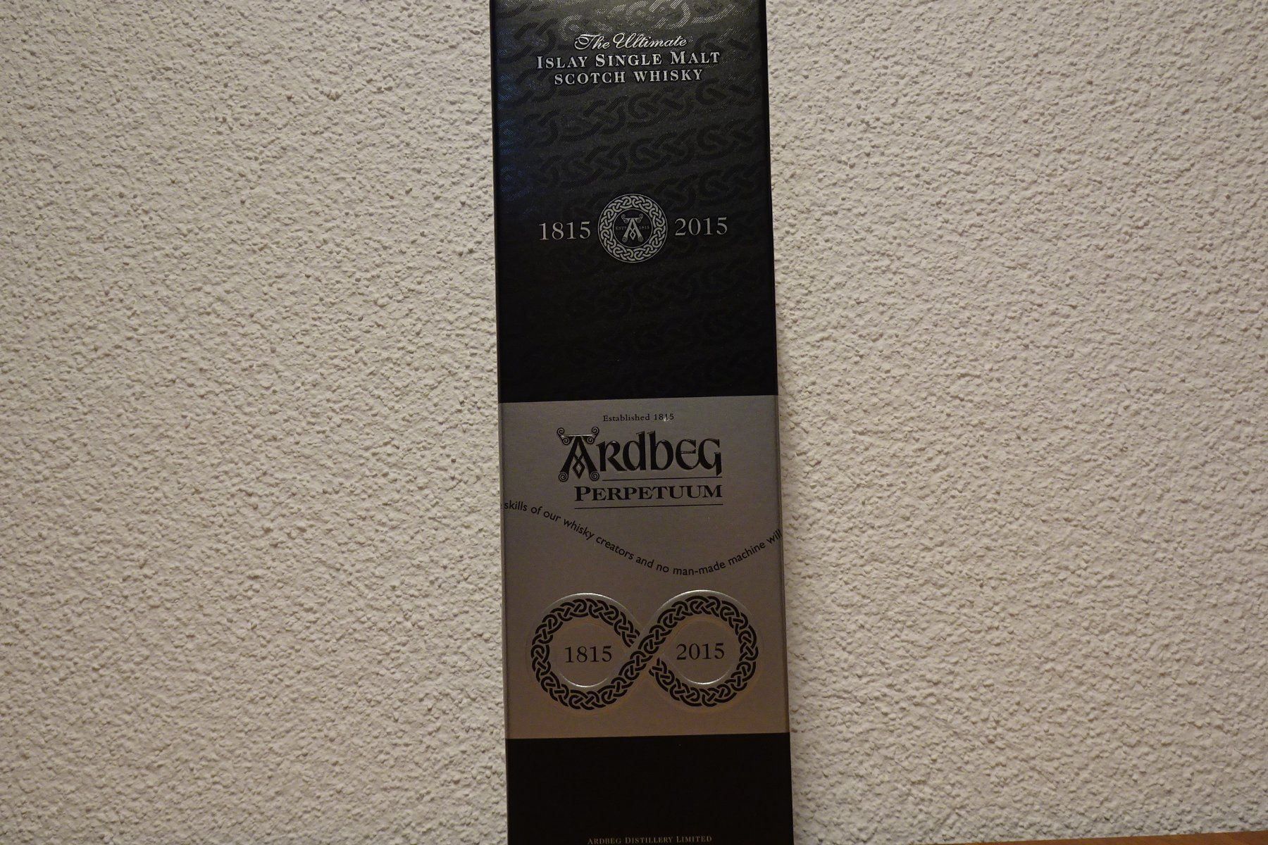 Ardbeg Spiritueux: Ardbeg Perpetuum Single Malt Islay – Neuf avec emballage d'origine à Ballwil par eldave