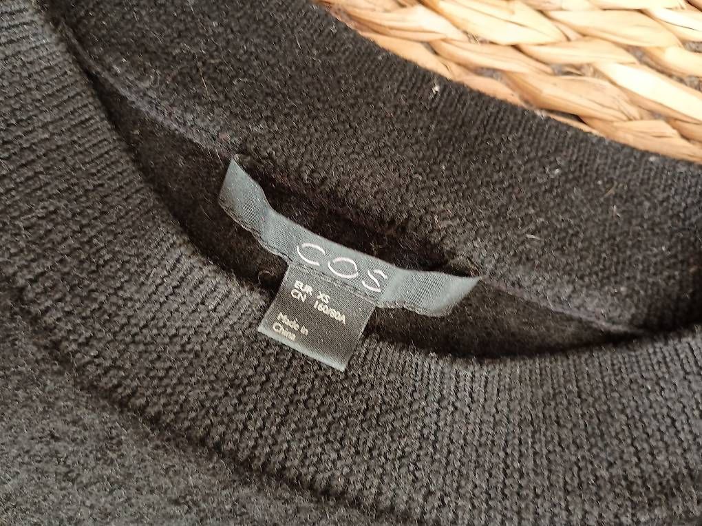 Cos Vestiti: Kleid von Cos aus 100 % Wolle – Usato da Zürich venduto da Melianea 2