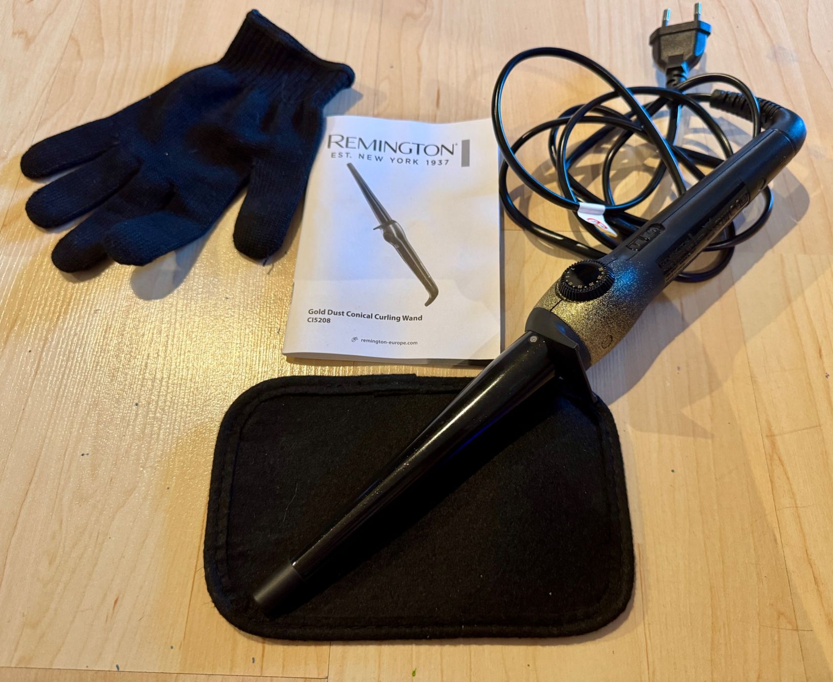 Remington Piastre & Arricciacapelli: LOCKENSTAB "REMINGTON" NEU – Nuovo (secondo la descrizione) da Seuzach venduto da Inspektor99