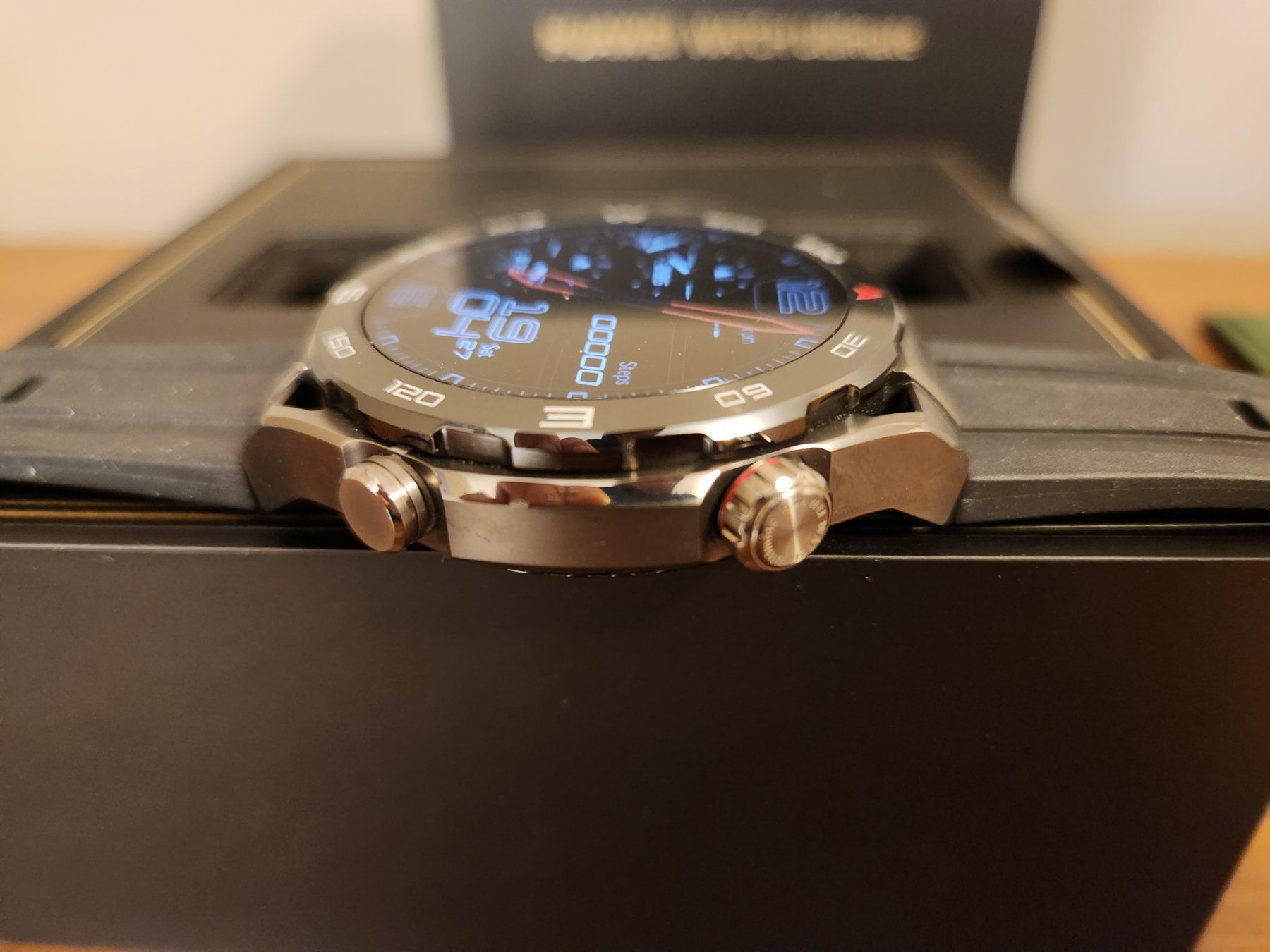 Huawei Smartwatch: Huawei Watch Ultimate Expedition Black – Gebraucht aus Immensee von  3