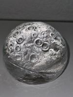 Vintage Glas Paperweight Mond / Mondoberfläche 8 cm 788 g 