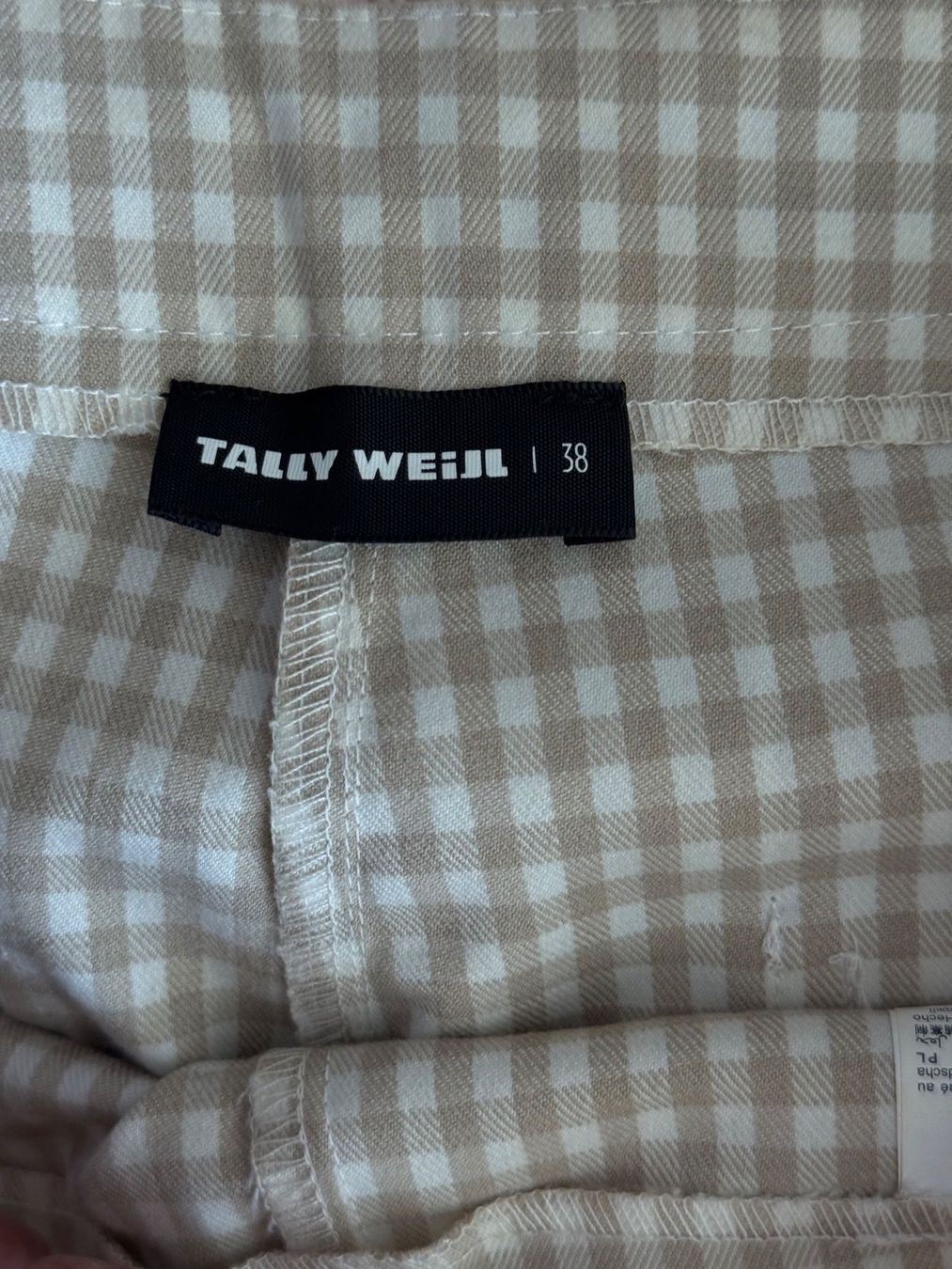 Tally Weijl Röcke: Jupe short beige à carreaux – Gebraucht aus Montreux von Izapechee 4