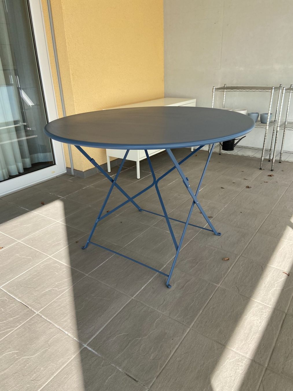 Tavoli: Ethimo Flower Tisch Ø105 cm, klappbar – Usato da Elgg venduto da allisonsca 1